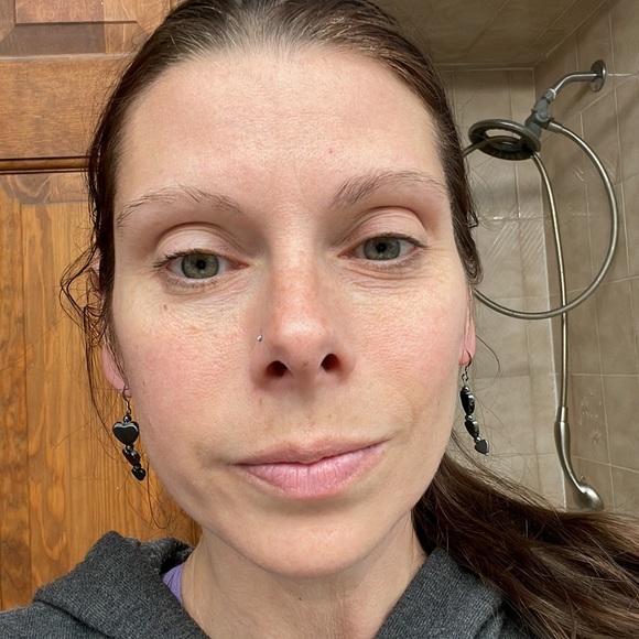 Black Coral heart ❤️ earrings - Picture 8 of 9